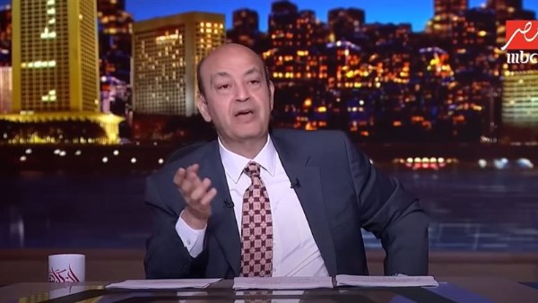  الإعلامي عمرو أديب