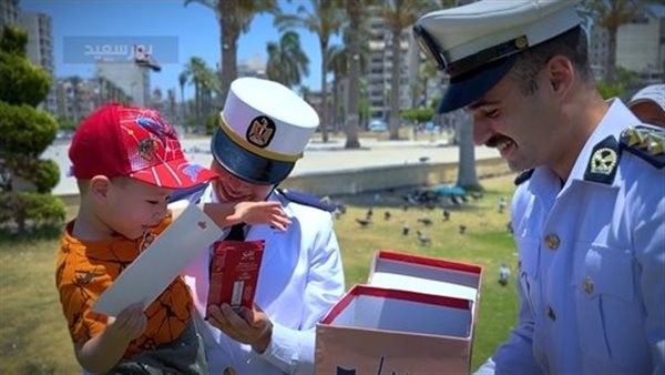 الداخلية تحتفل مع المواطنين
