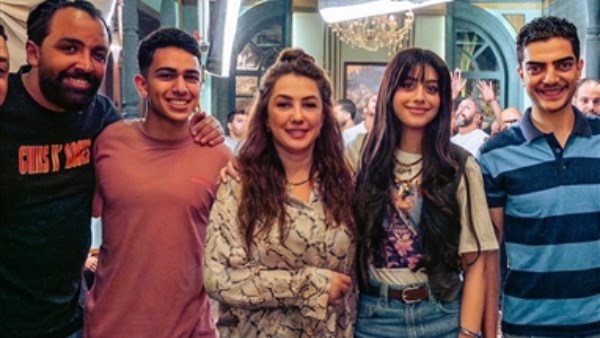 أبطال مسلسل ابن النصابة