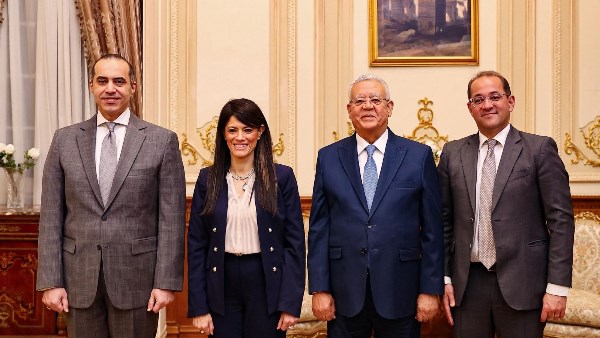 الوزراء الثلاثة مع الدكتور حنفي جبالي