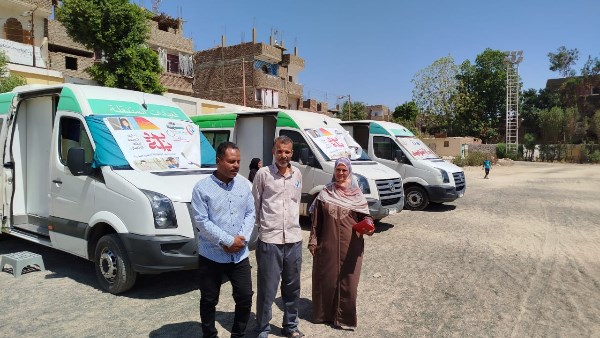 وحده السكان تشارك في القافلة الطبية 