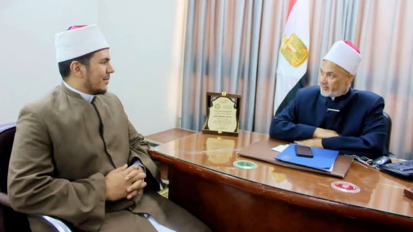 اثناء الاجتماع اثناء الاجتماع
