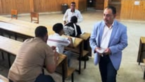 جانب من الامتحانات 