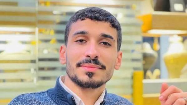أهالي البحيرة يشيعون جثمان احمد المسلماني أهالي البحيرة يشيعون جثمان احمد المسلماني