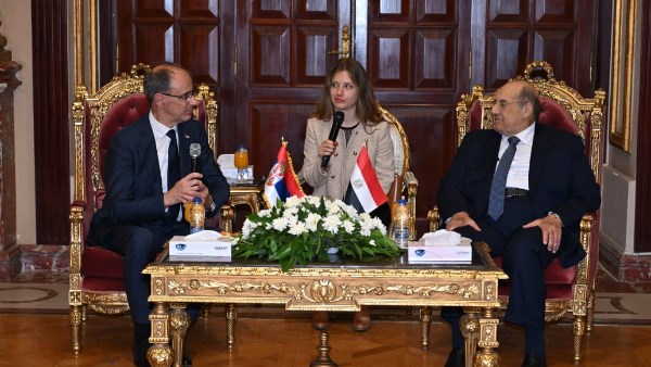 المستشار عبد الوهاب عبد الرازق و السيد ﭼورو ماتسوت