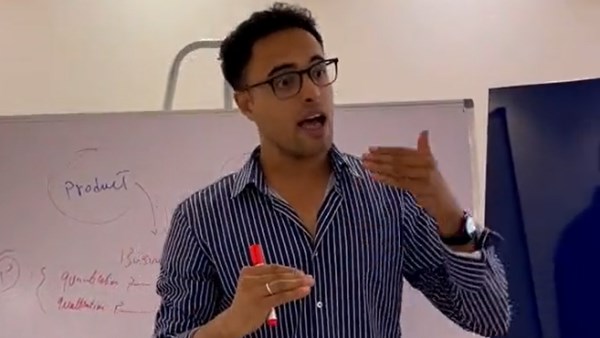 الشاب صاحب الواقعة الشاب صاحب الواقعة