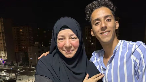 الفنانة عبلة كامل