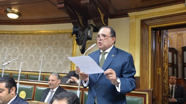 النائب محمد صلاح أبو هميلة رئيس الهيئة البرلمانية لحزب الشعب الجمهوري بمجلس النواب