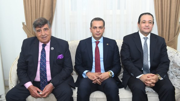 النائب أحمد عبد الجواد والنائب علاء عابد