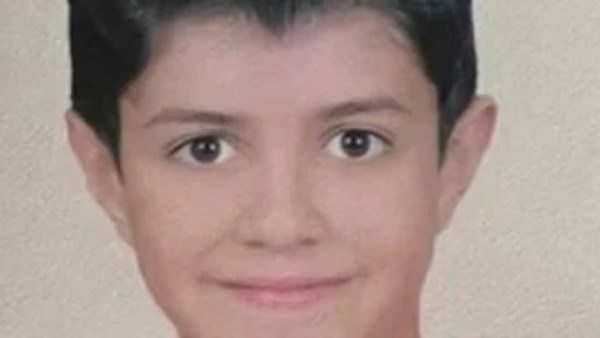 الطفل أدم