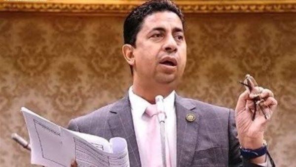 النائب أشرف الشبراوي : المستأجر بيحتفظ بالشقة مغلقة علشان ذكريات الطفولة.. والملاك بيتسولوا في الشوارع