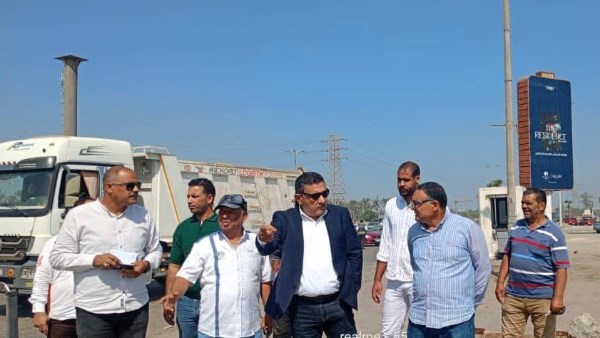 وزير الإسكان يتابع مشروعات تطوير البنية الأساسية ويشدد على تسريع وتيرة التنفيذ