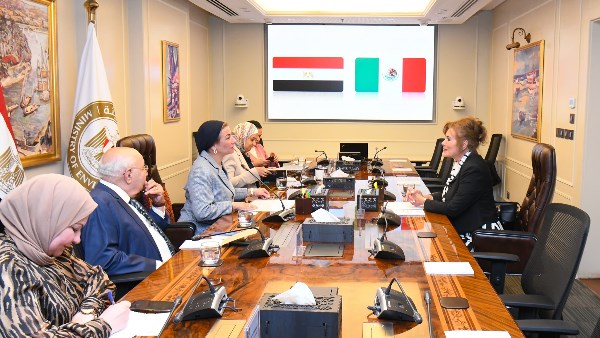 وزيرة البيئة تستقبل سفيرة المكسيك بمصر لبحث التعاون في مواجهة التحديات البيئية