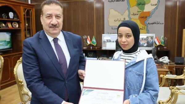 بنتنا وفخرنا.. محافظ المنوفية يكرم الأولى على الجمهورية في الدبلومات الفنية