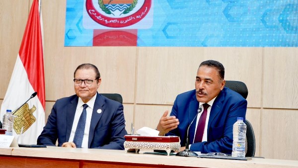 رئيس «الرقابة الصحية» ومحافظ مطروح يناقشان جاهزية المنشآت الصحية للاعتماد من GAHAR