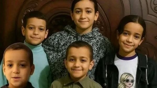 «متبقاش منهم حد»..  وفاة الطفلة السادسة من أسرة دلجا بالمنيا بعد أيام من إصابتها
