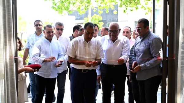 رئيس الوزراء يفتتح معرض الهيئة العربية للتصنيع «أتيكو» للصناعات الخشبية ومصنع الإلكترونيات بـ«العلمين»