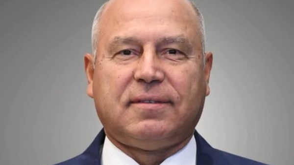 "سائق واعٍ ... لطريق آمن".. وزير الصناعة يطلق برنامج تدريبي مجاني لسائقي الأتوبيسات والنقل الثقيل مجانًا