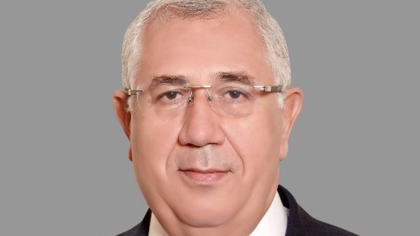 السيد القصير 