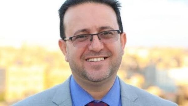 مروان السلطان مدير المستشفى الإندونيسي