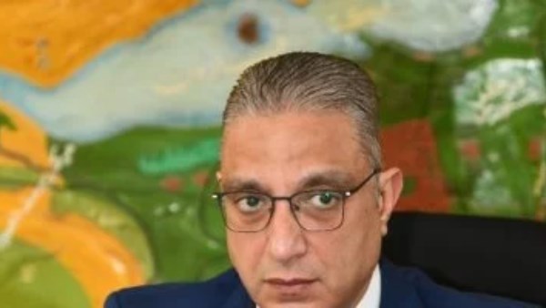 أحمد الأنصاري محافظ الفيوم