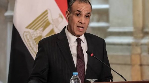 الدكتور بدر عبد العاطي