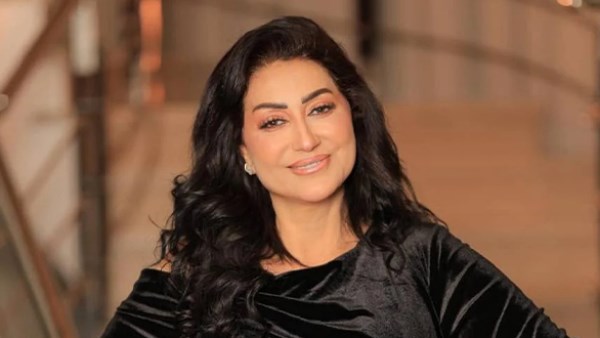 وفاء عامر