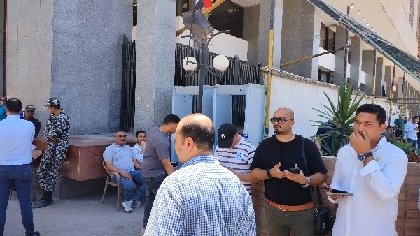 جزء من اللجان