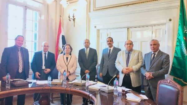 ترقية الدكتور عباس مصطفى 