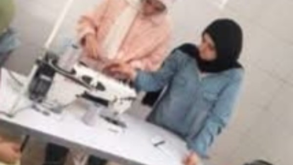 دورة تدريبية لتعليم الخياطة بزاوية صقر 