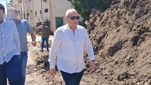 مياة البحيرة مياة البحيرة
