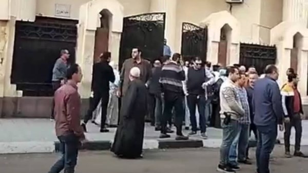 وصول المتهم الي محكمة إيتاي الباورد 