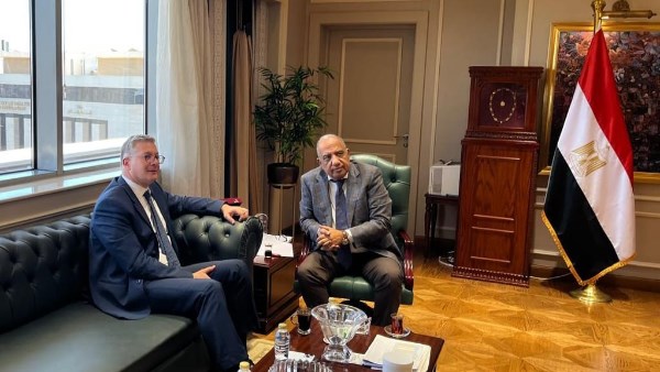 وزيرا الكهرباء والبترول 