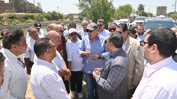 وزير الري يتفقد حالة المنظومة المائية وزير الري يتفقد حالة المنظومة المائية