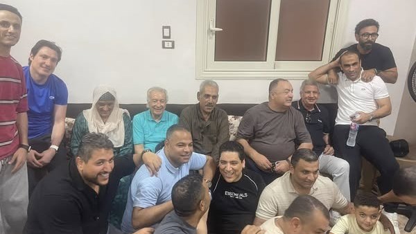 قهوة فايق في ضيافة أحمد عبد الباسط