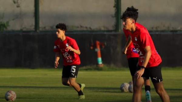 منتخب 16 عام