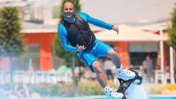 محمود أشهر لاعب فلاي بورد محمود أشهر لاعب فلاي بورد