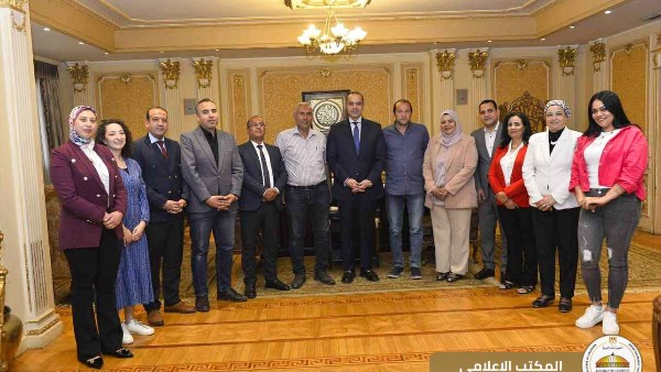 لقاء المستشار محمود فوزي بالمحررين البرلمانيين 