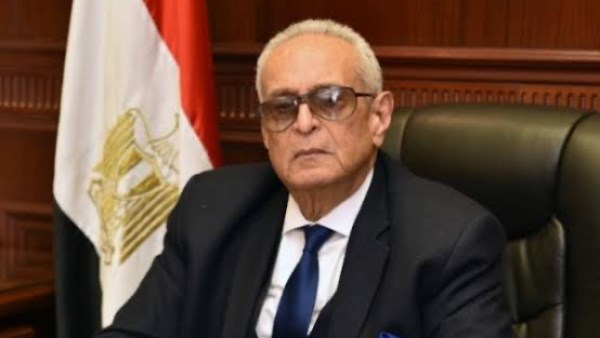 المستشار بهاء أبو شقة، وكيل أول مجلس الشيوخ