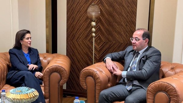 وزير المالية ومدير منظمة الصحة لعالمية