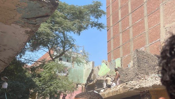 صور العقار المنهار