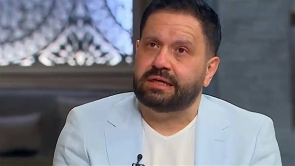 الفنان إدوارد ينهار علي الهوا بعد اكتشاف إصابته بالسرطان الفنان إدوارد ينهار علي الهوا بعد اكتشاف إصابته بالسرطان