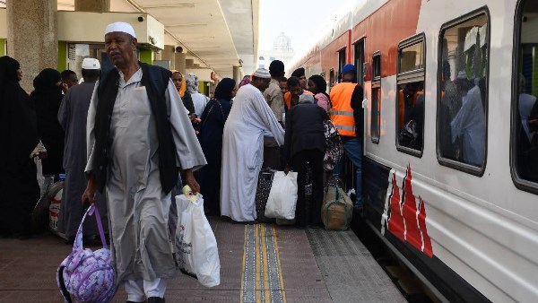 مغادرة السودانيين 