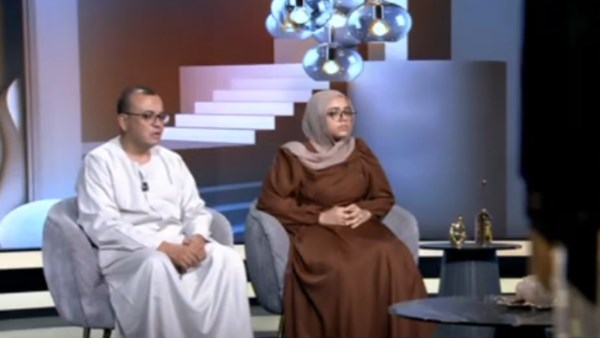 الطالبة عائشة