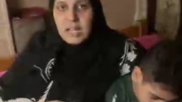 لايف موقع بصراحة| «جسمه رافض المية»..والدة الصغير حسين تستغيث لعلاجه وإنقاذ حياته : ساعدوني وانقذوا ابني