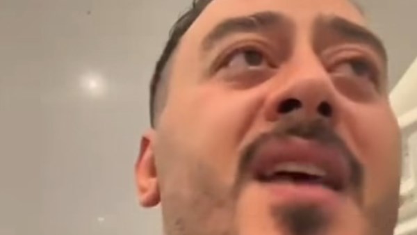 «اتحكم عليا 15 سنة غيابيًا».. ما هي قصة صاحب محلات "كوكو آند إس" المتـهم بسرقة تابلت وزارة التعلين؟