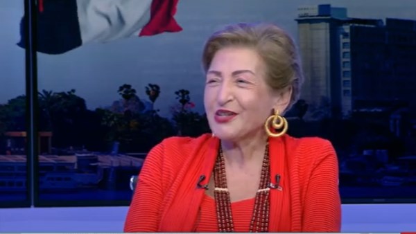  ليلى عز العرب
