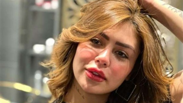 البلوجر هدير عبدالرازق 
