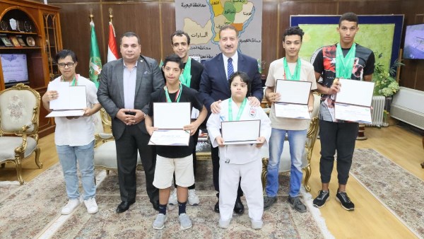 أثناء التكريم