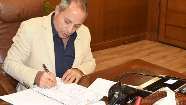 محافظ بورسعيد 